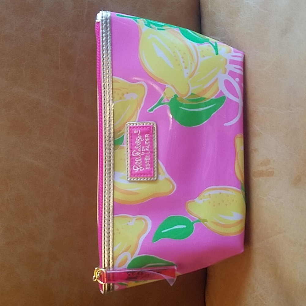 Lilly Pulitzer lemons cosmetic makeup travel clutch bag